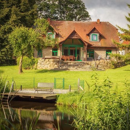 J1 Idyllisches Ferienhaus Mit Seeblick Julchendorf Ngoại thất bức ảnh