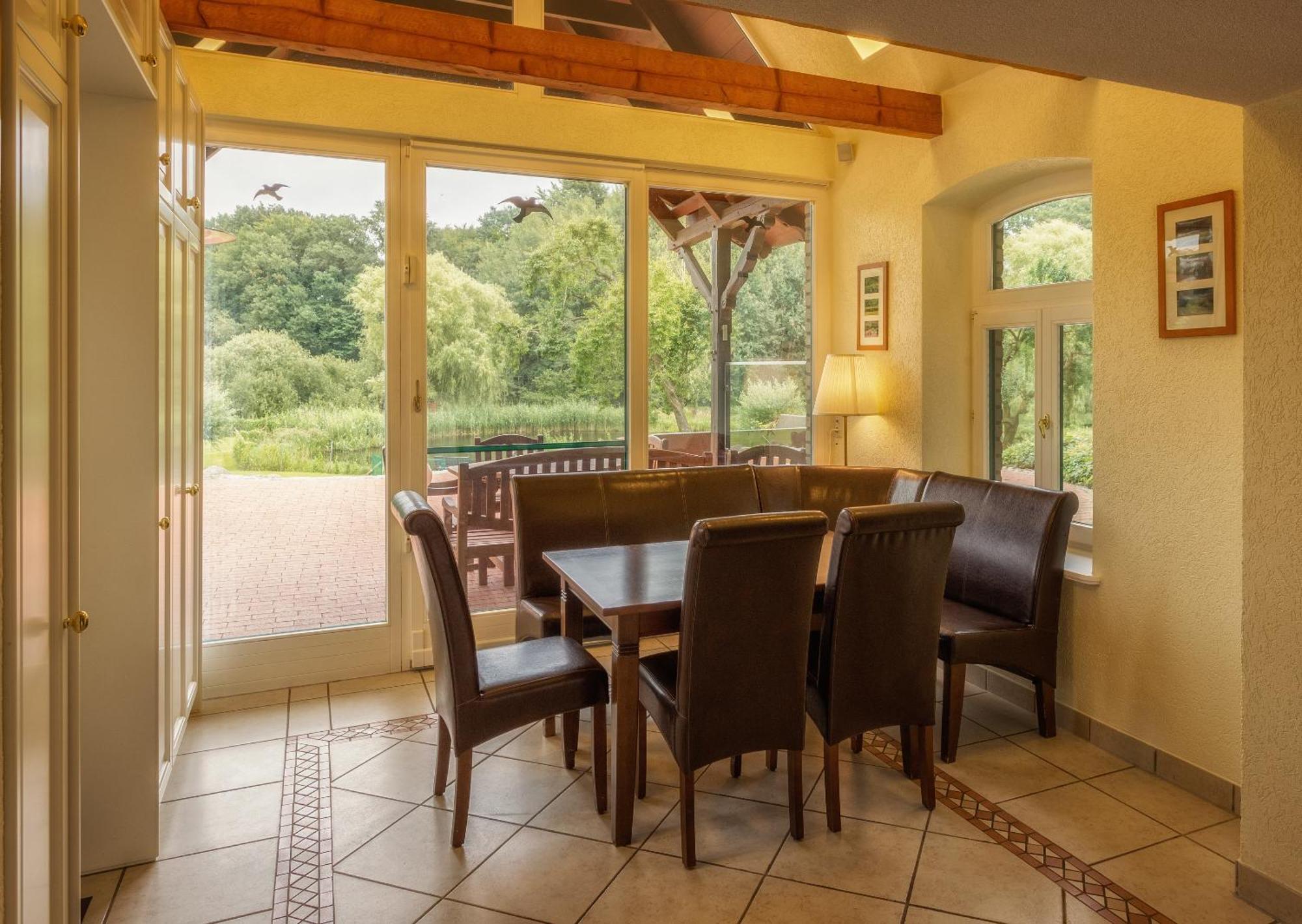J1 Idyllisches Ferienhaus Mit Seeblick Julchendorf Ngoại thất bức ảnh