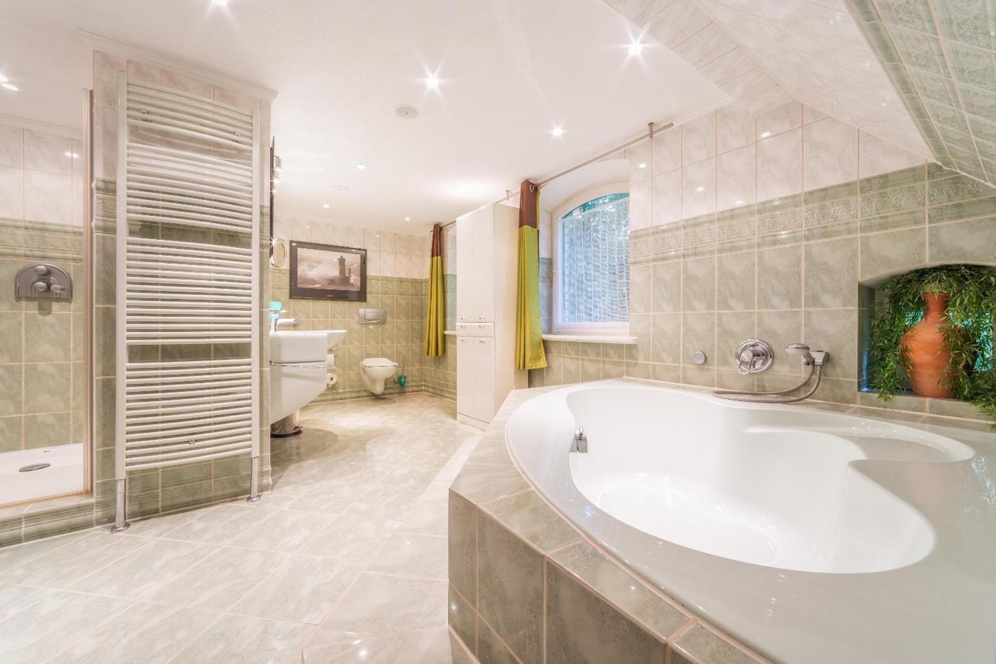 J1 Idyllisches Ferienhaus Mit Seeblick Julchendorf Ngoại thất bức ảnh