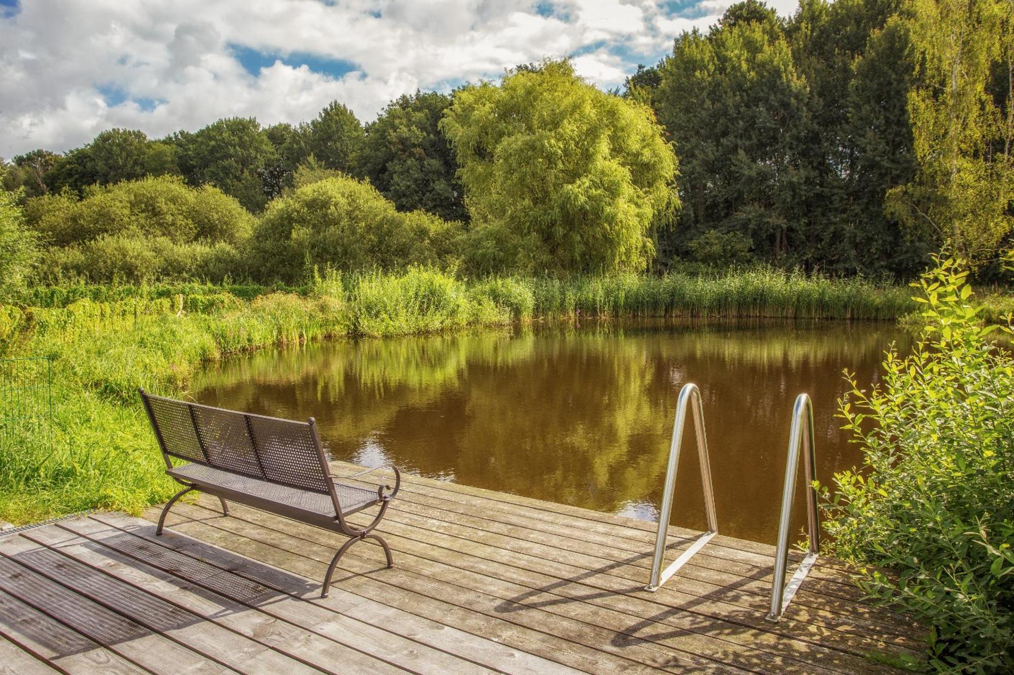 J1 Idyllisches Ferienhaus Mit Seeblick Julchendorf Ngoại thất bức ảnh