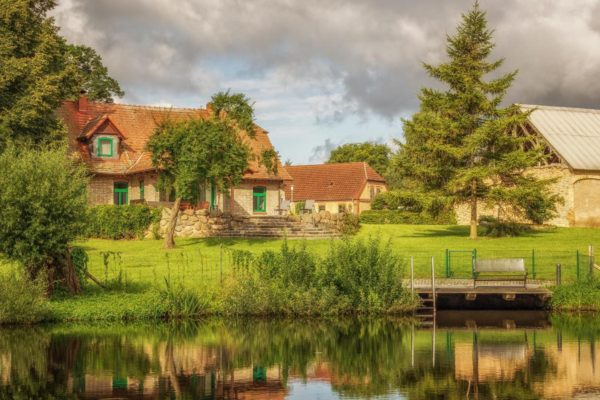 J1 Idyllisches Ferienhaus Mit Seeblick Julchendorf Ngoại thất bức ảnh